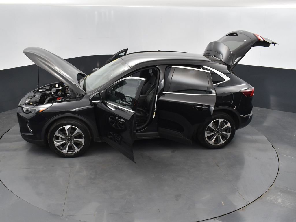 Used 2023 Ford Escape Platinum image 57