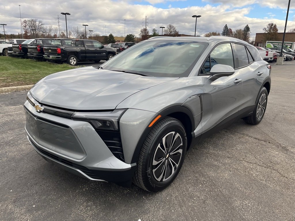 New 2026 Chevrolet Blazer EV LT image 3