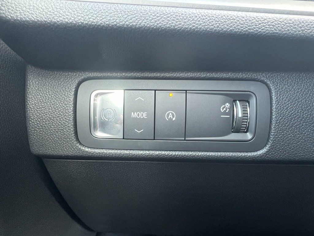 New 2025 Chevrolet Traverse LT image 14