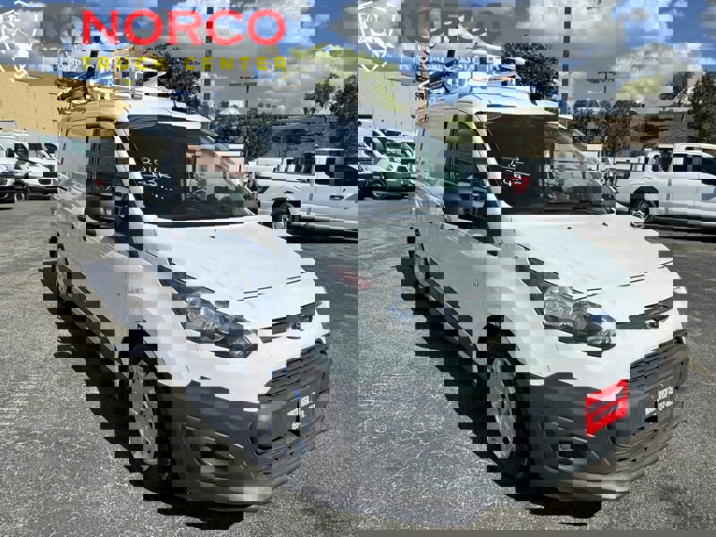 Used 2016 Ford Transit Connect XL image 3