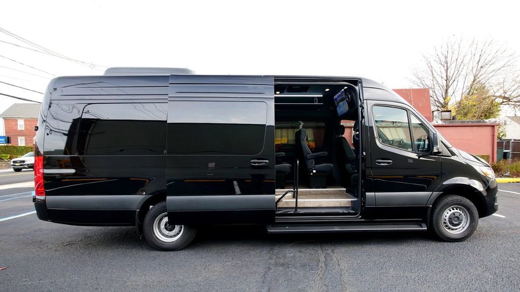 New 2025 Mercedes-Benz Sprinter 3500 image 4