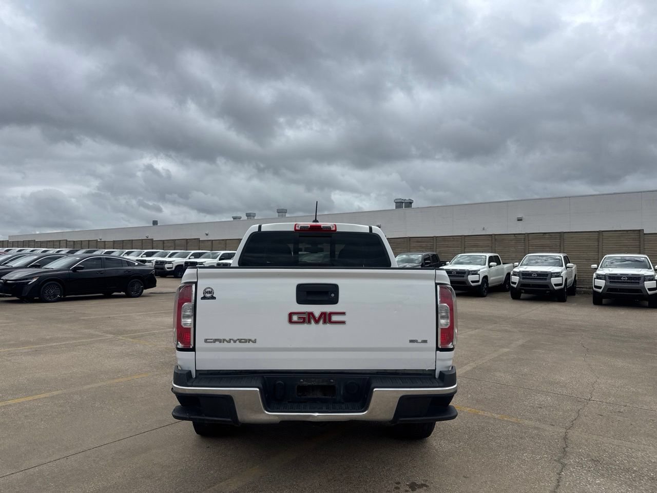 Used 2017 GMC Canyon SLE w/ SLE Convenience Package RWD image 16
