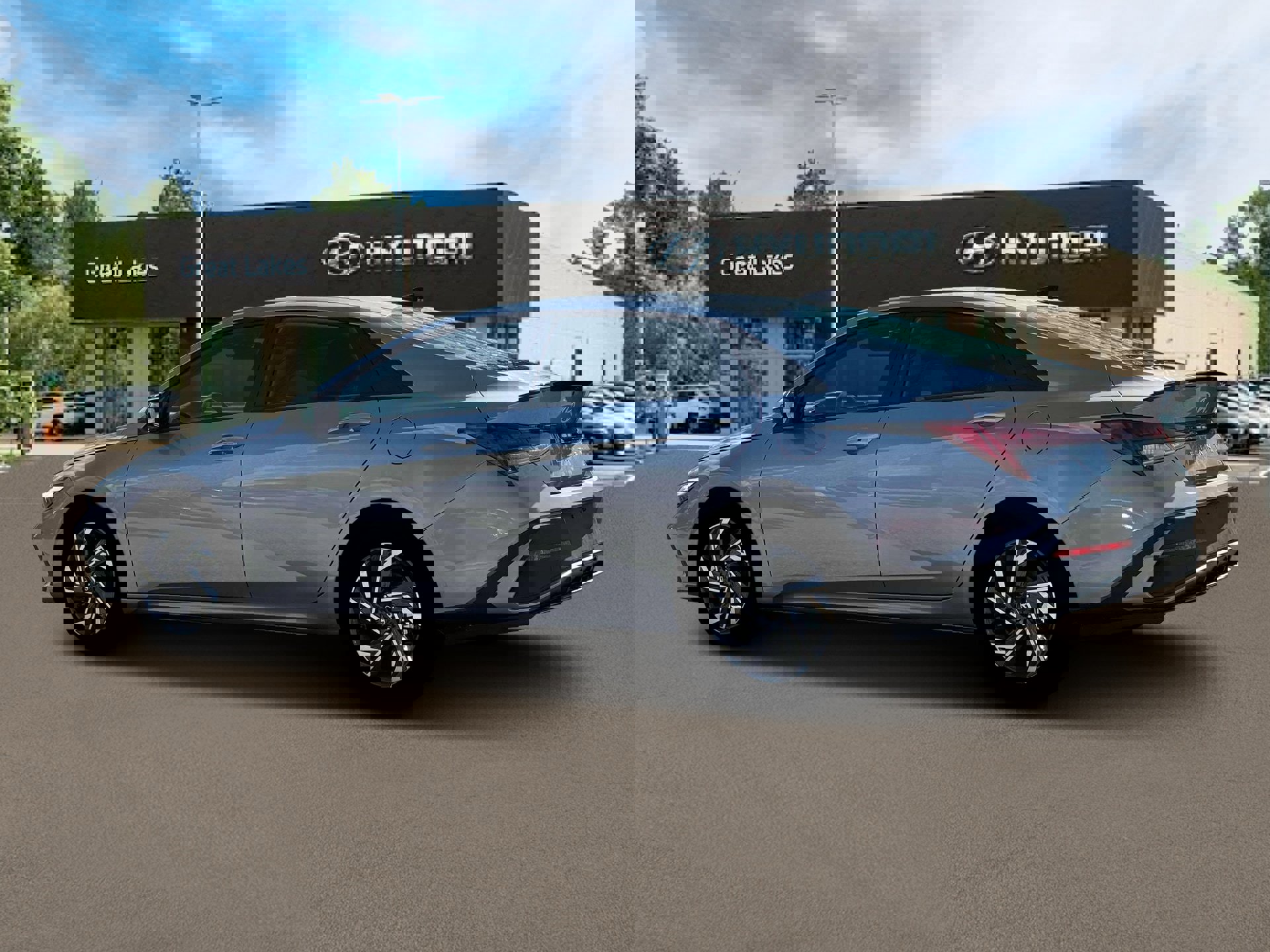 New 2025 Hyundai Elantra SEL image 4