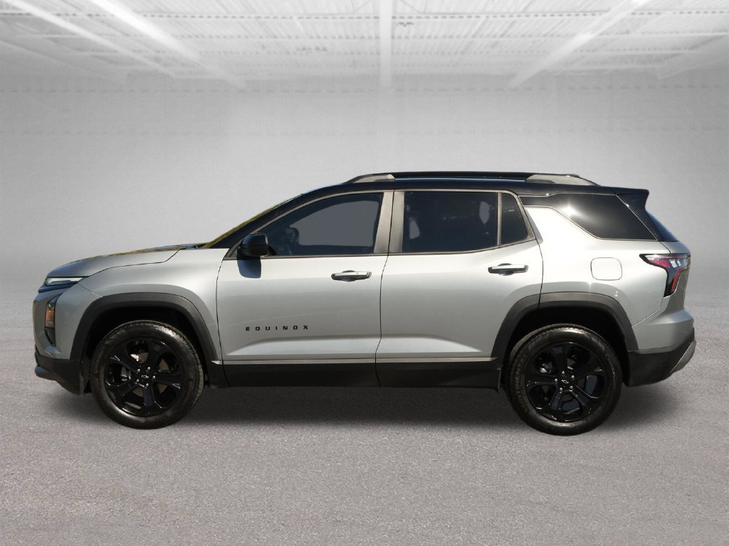 Used 2025 Chevrolet Equinox LT w/ Midnight Edition FWD image 4
