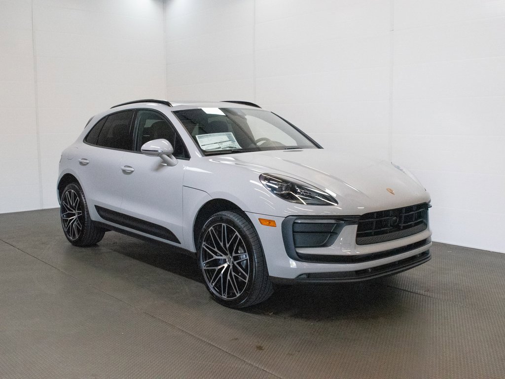 New 2026 Porsche Macan image 8