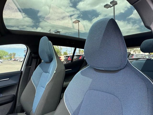 New 2025 Volvo EX30 Plus w/ Protection Package Premier image 13