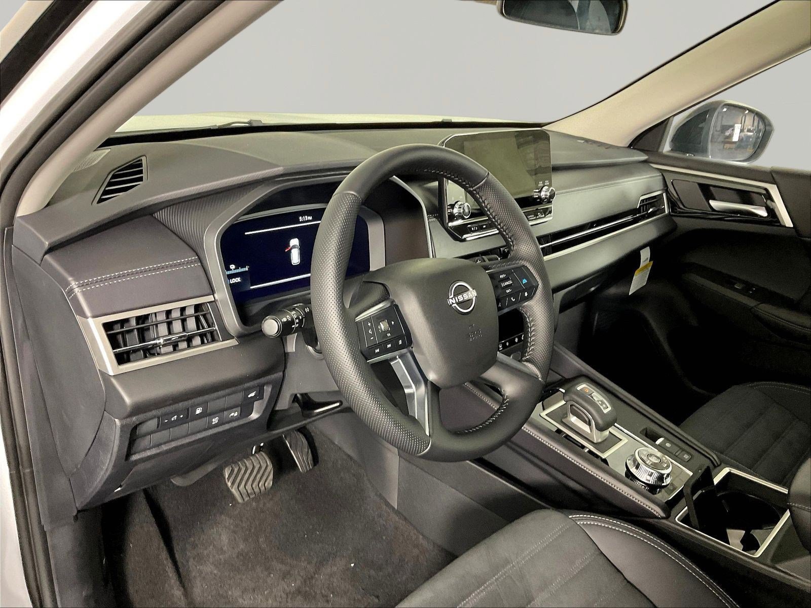 New 2026 Nissan Rogue SL AWD/4WD image 14