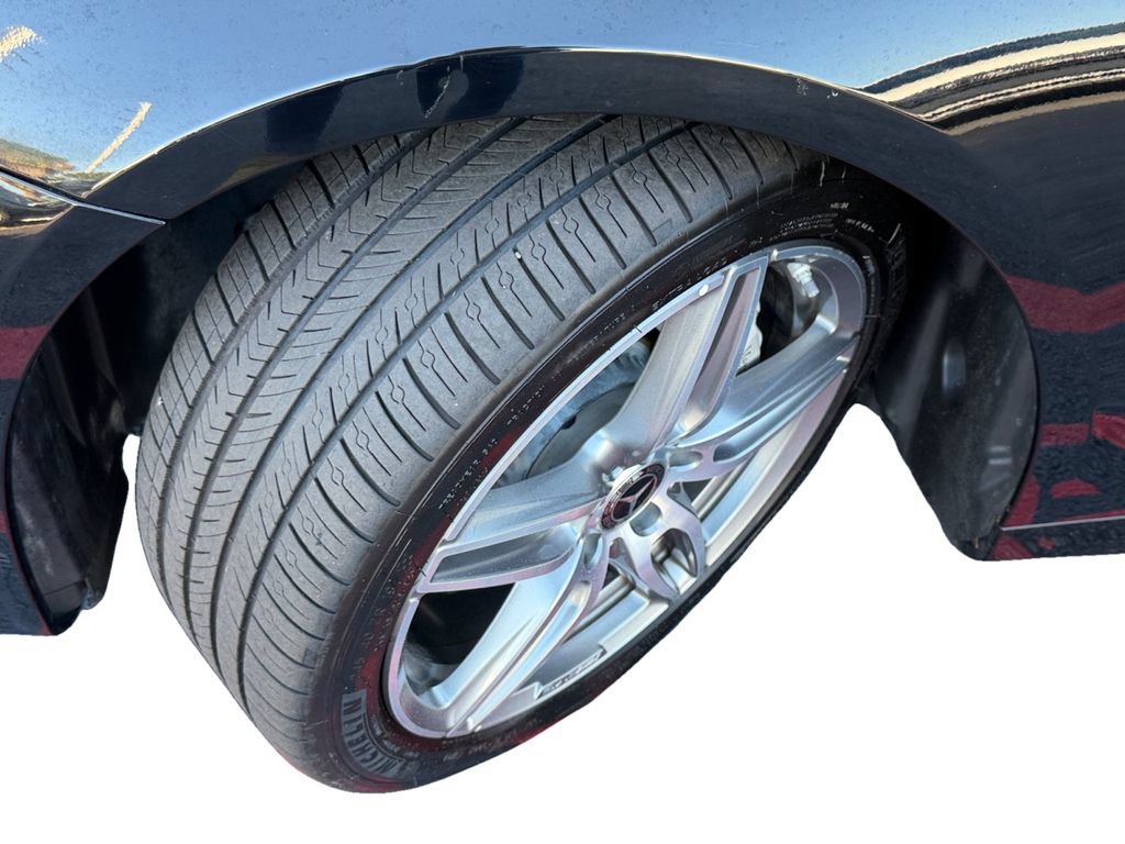 Used 2018 Mercedes-Benz E 300 image 9