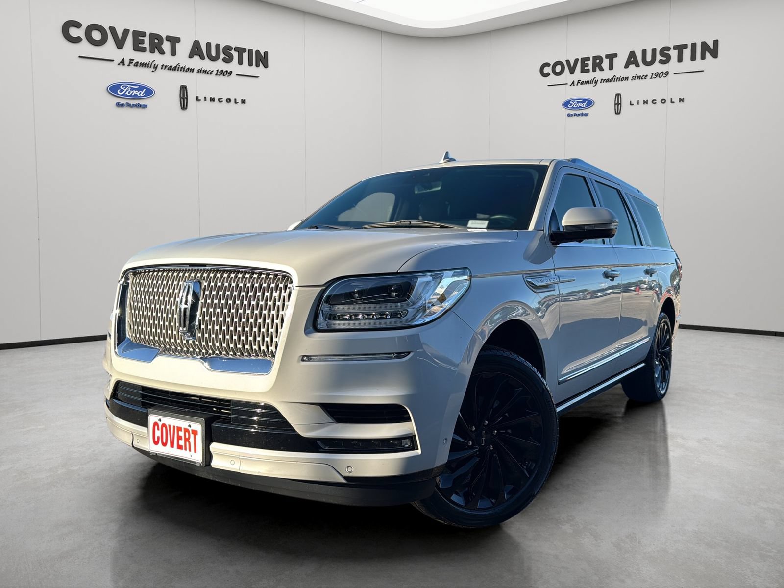 Used 2021 Lincoln Navigator L Reserve AWD/4WD image 1