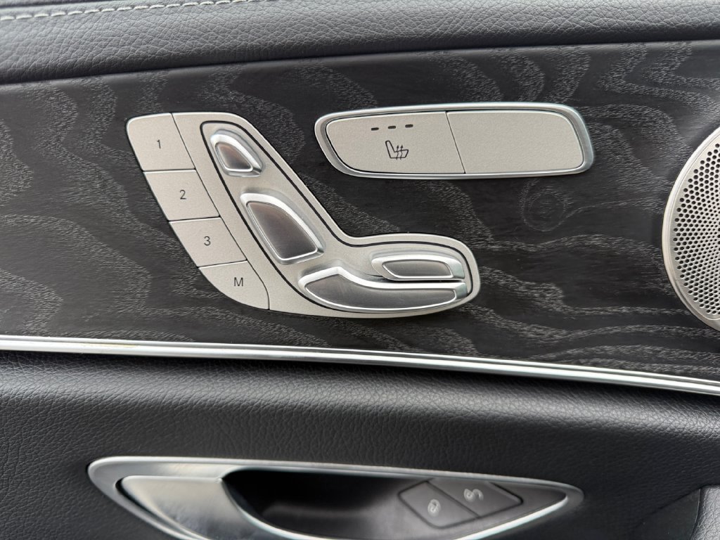Used 2023 Mercedes-Benz E 350 4MATIC Sedan image 10