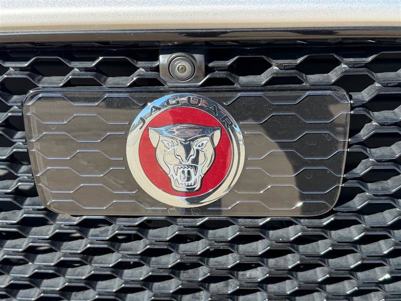 Used 2019 Jaguar F-PACE S image 11