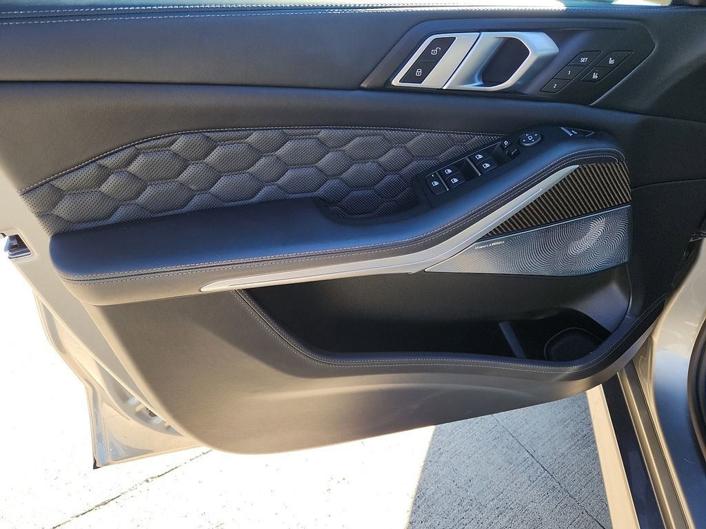 Used 2021 BMW X5 M w/ Competition Package image 11