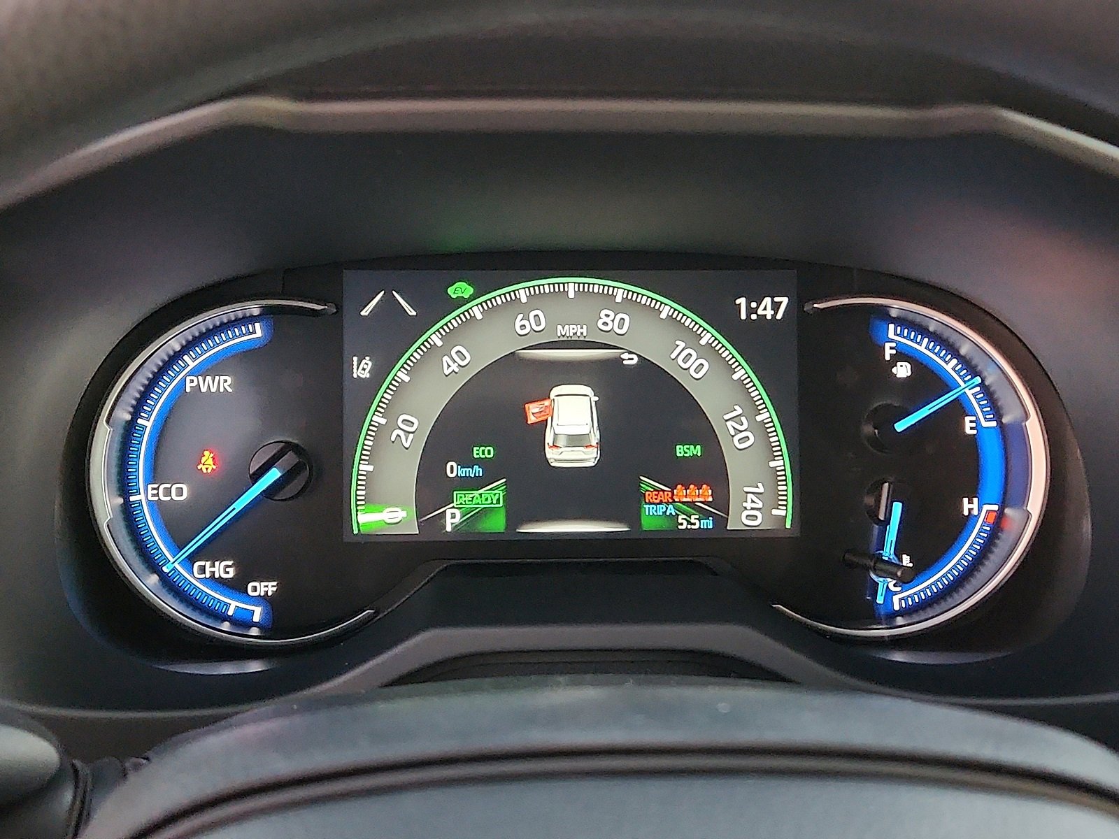 New 2025 Toyota RAV4 XLE image 16