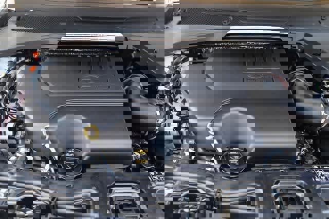 New 2024 Land Rover Discovery Sport S image 26