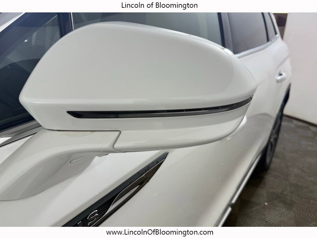 Certified 2023 Lincoln Nautilus Reserve w/ Equipment Group 201A image 13