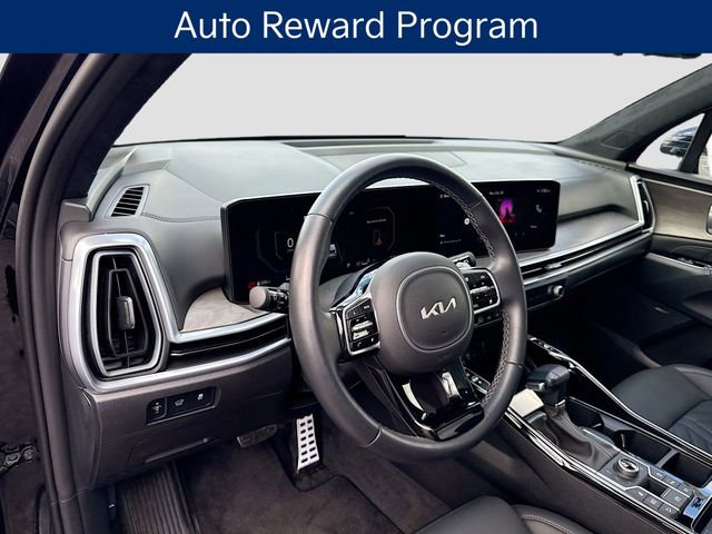 Certified 2025 Kia Sorento SX Prestige image 12
