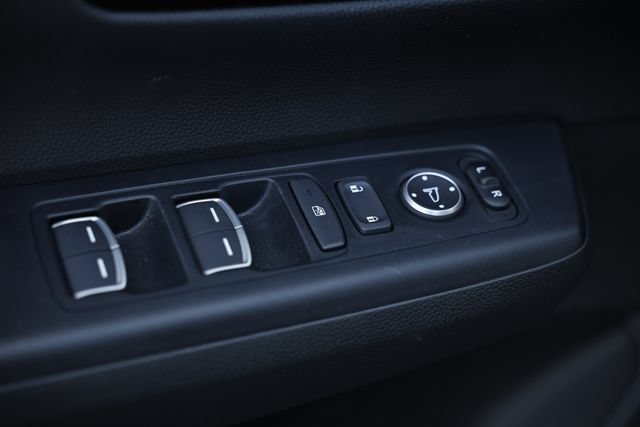 Used 2024 Honda CR-V EX-L image 17