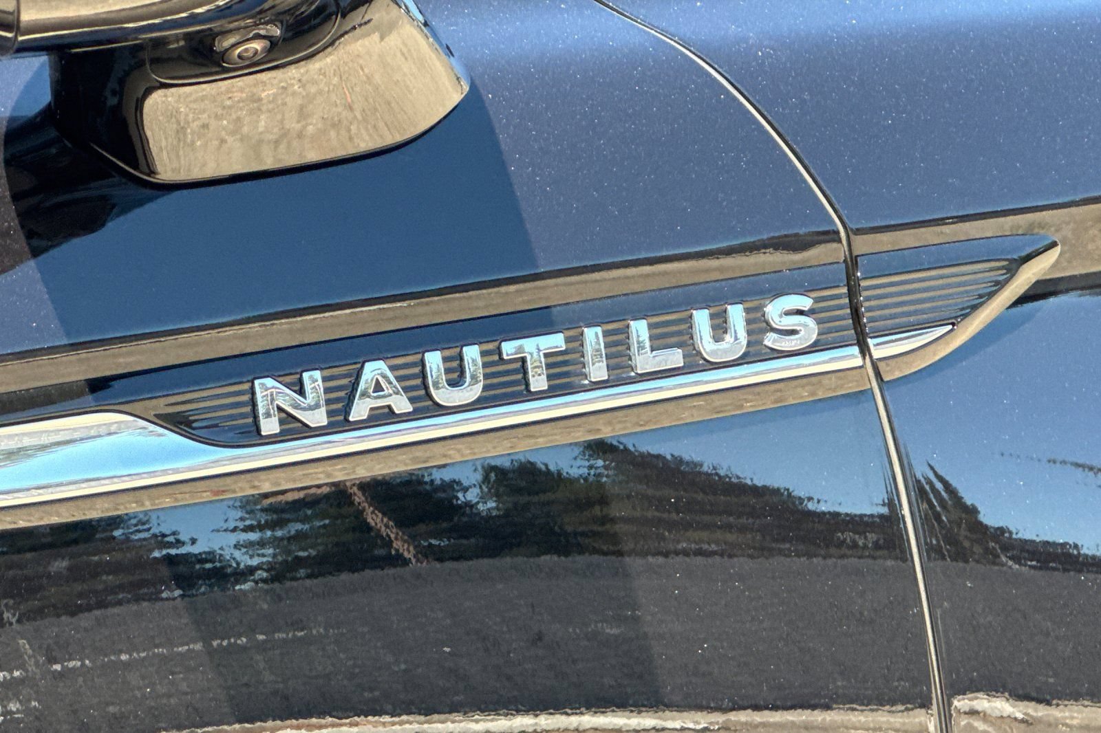 Used 2023 Lincoln Nautilus Reserve w/ Equipment Group 201A AWD/4WD image 27
