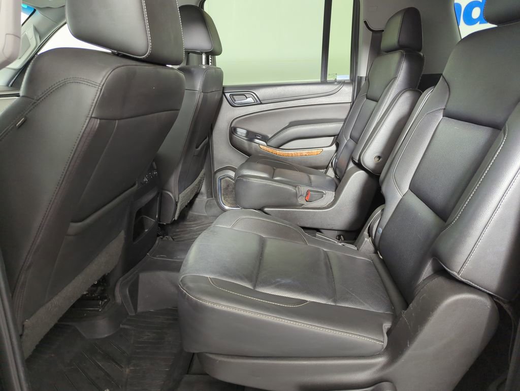 Used 2018 Chevrolet Suburban Premier image 20