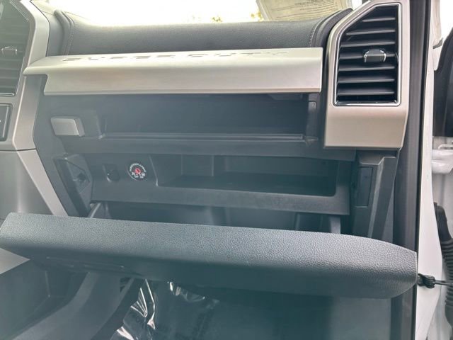 Used 2022 Ford F250 Lariat image 36