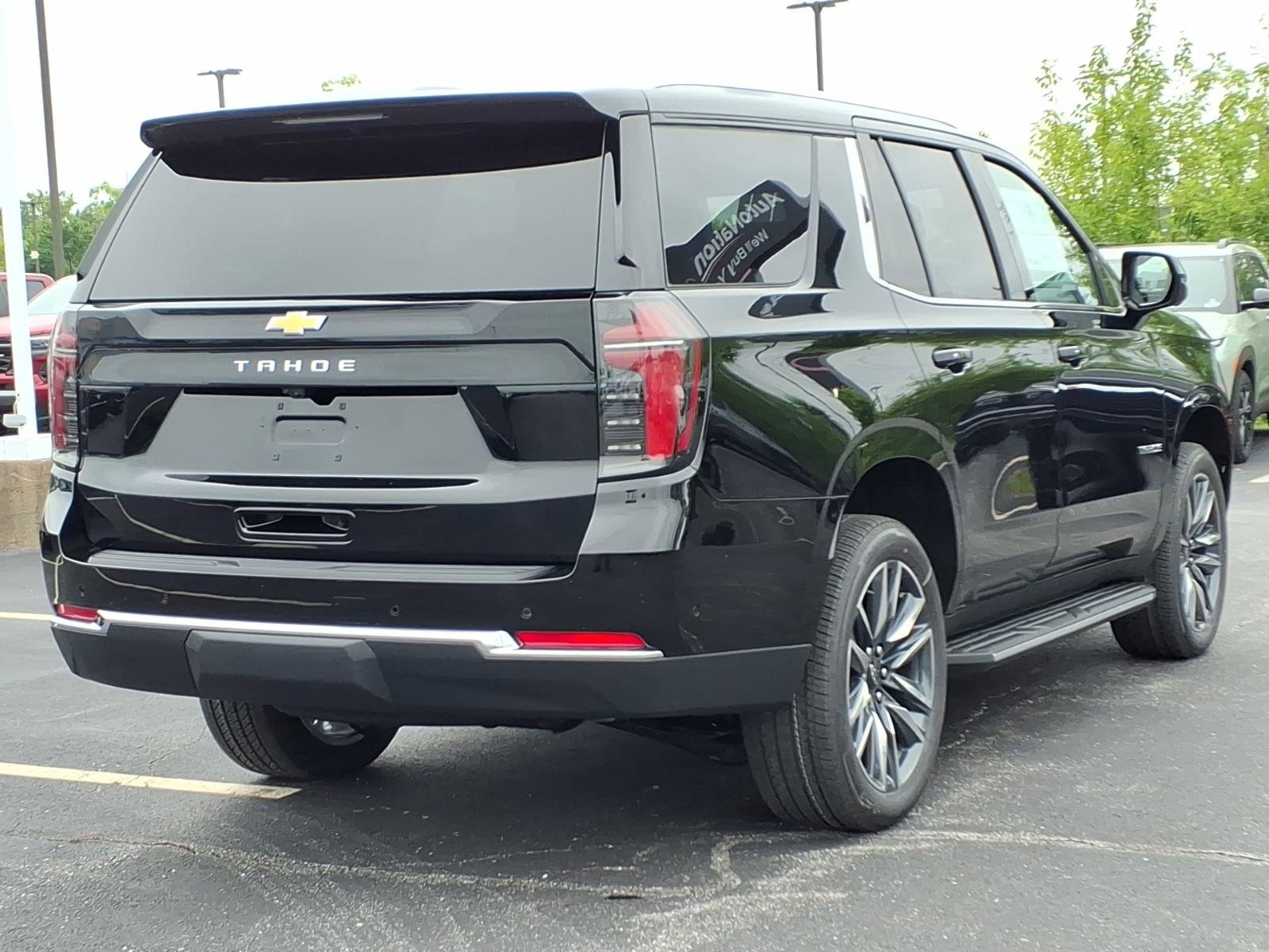 New 2026 Chevrolet Tahoe LS w/ LS Custom Edition AWD/4WD image 17
