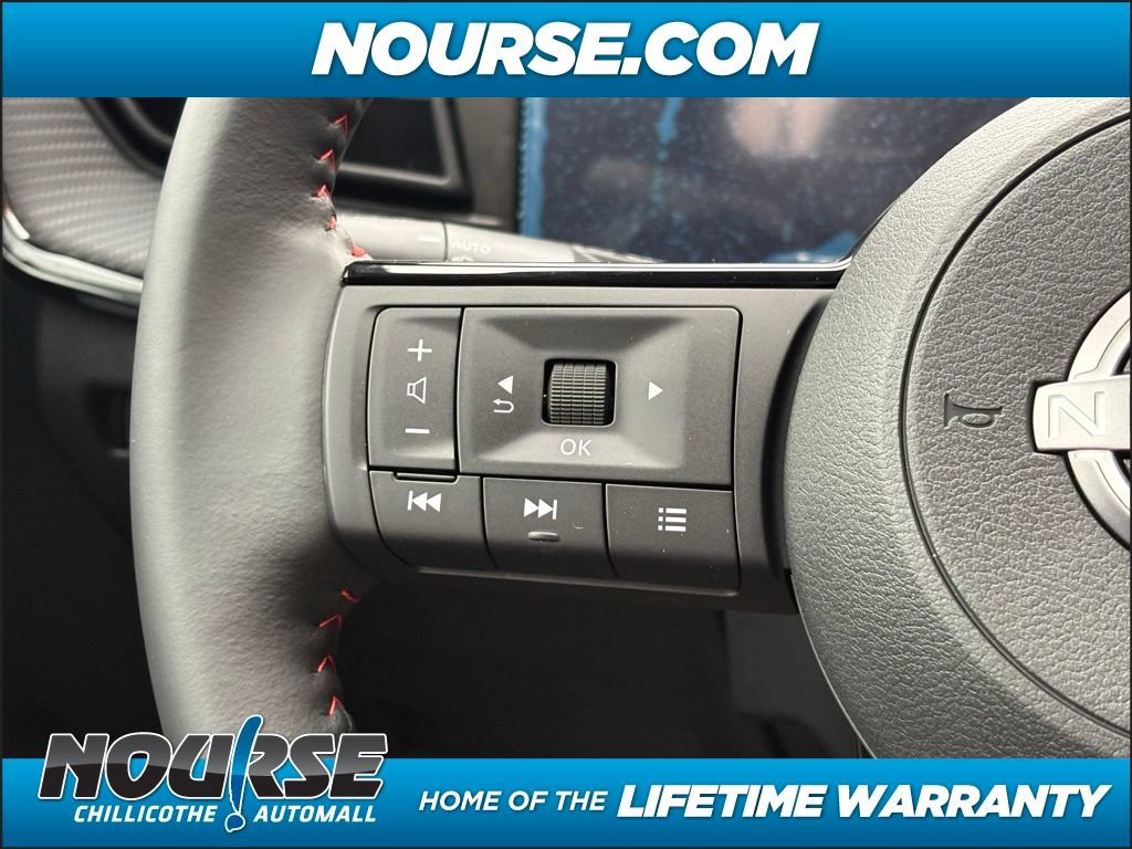 New 2025 Nissan Kicks SR w/ Illumination Package AWD/4WD image 18