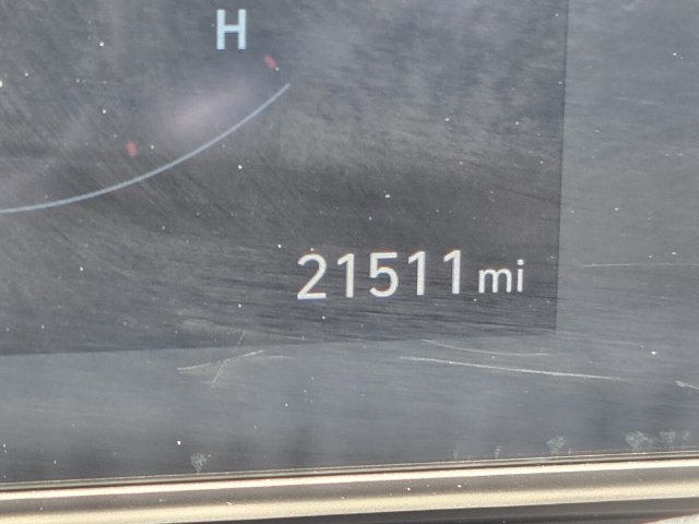 Used 2024 Hyundai Kona Limited FWD image 25
