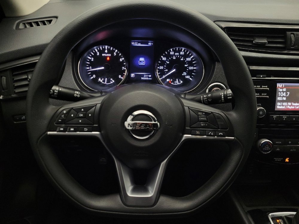 Used 2017 Nissan Rogue Sport SV image 22