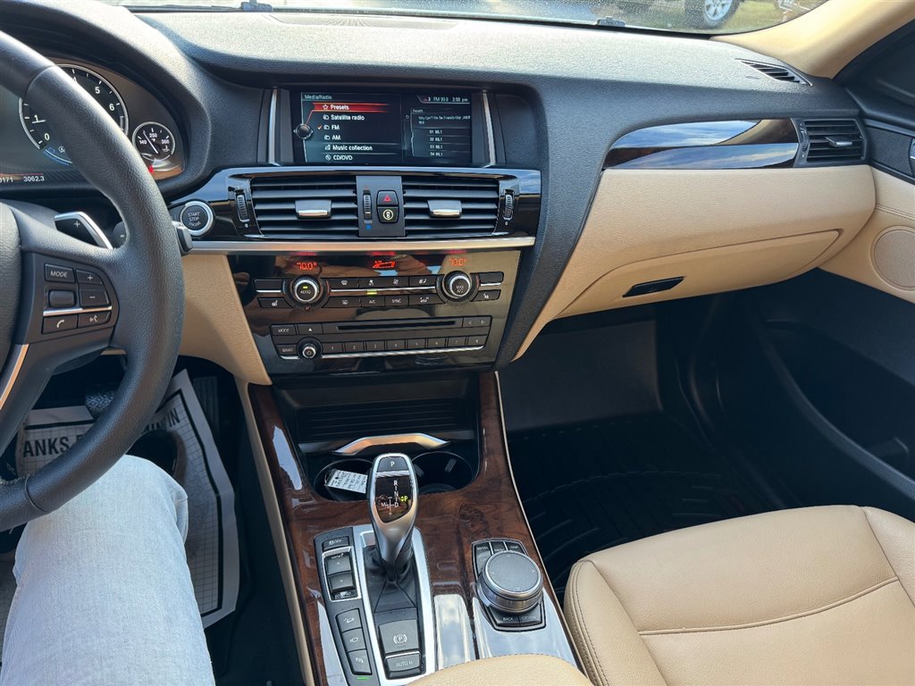 Used 2017 BMW X4 xDrive28i image 15