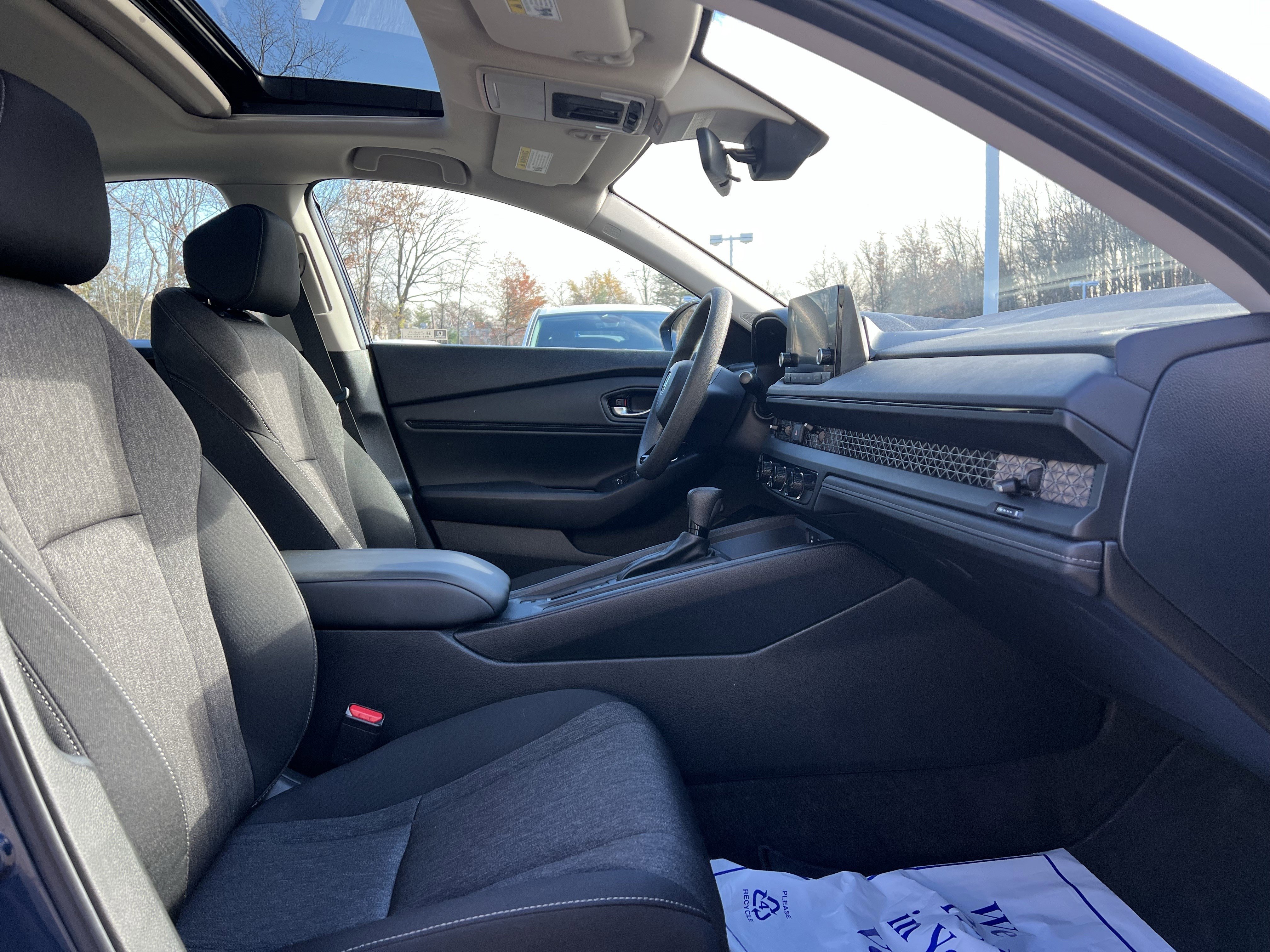 Certified 2023 Honda Accord EX image 15