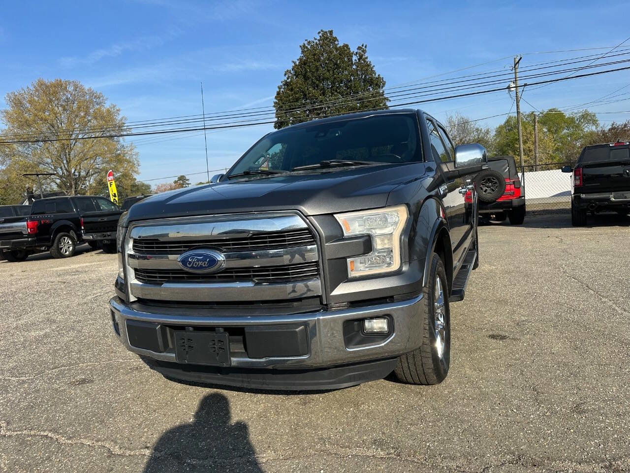Used 2016 Ford F150 Lariat w/ Equipment Group 502A Luxury RWD image 6
