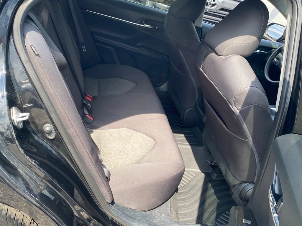 Used 2022 Toyota Camry LE FWD image 15