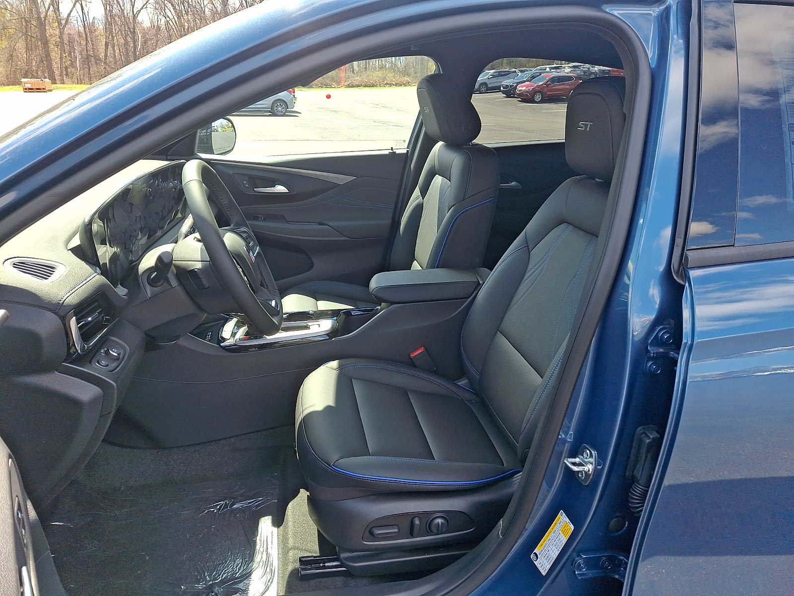 New 2026 Buick Envista Sport Touring w/ Convenience I Package FWD image 11