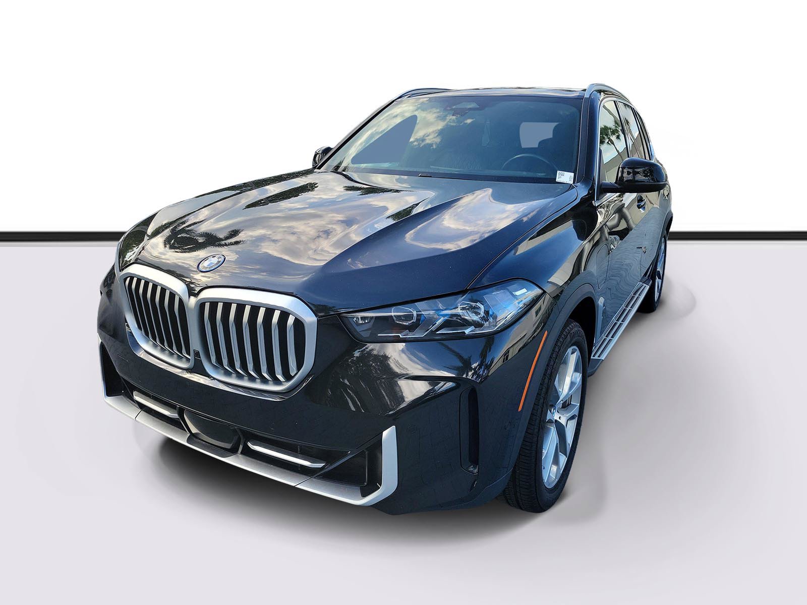 Used 2025 BMW X5 xDrive50e AWD/4WD image 2