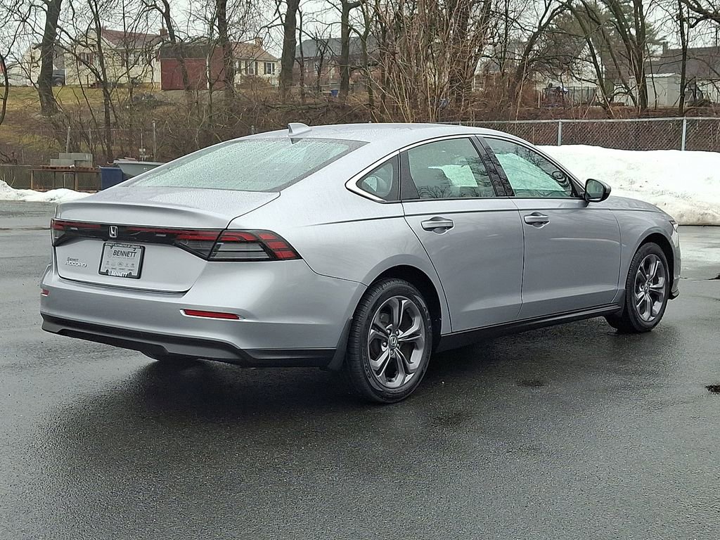 Used 2023 Honda Accord EX image 6