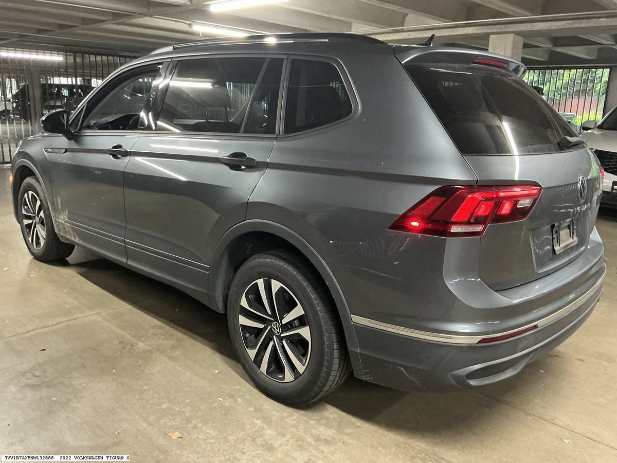 Used 2022 Volkswagen Tiguan S FWD image 5
