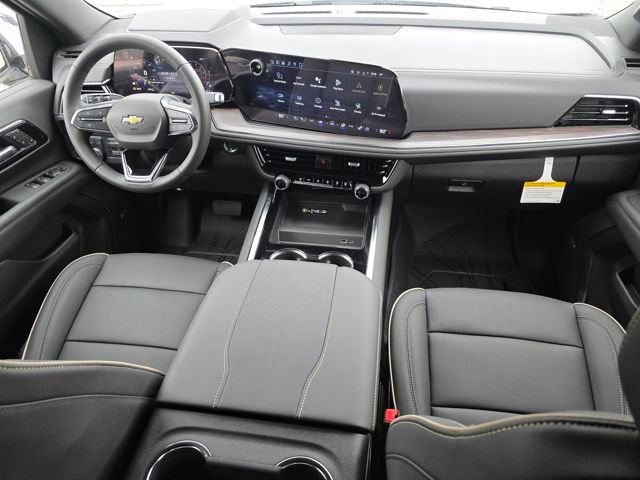 New 2026 Chevrolet Suburban Premier image 19