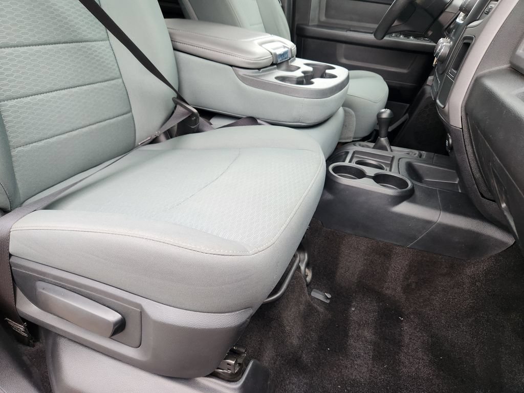 Used 2014 RAM 2500 Tradesman w/ Chrome Appearance Group AWD/4WD image 14