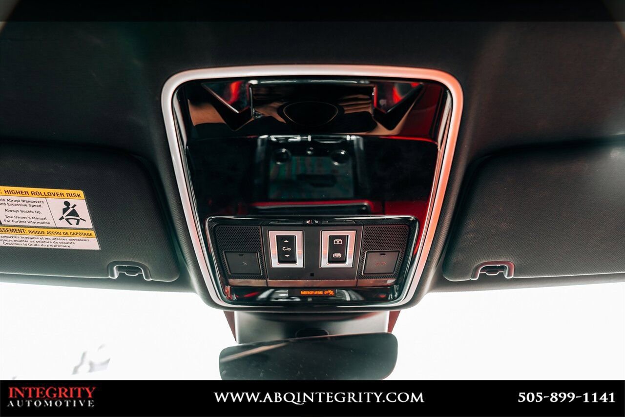 Used 2018 Land Rover Range Rover Sport Supercharged image 40