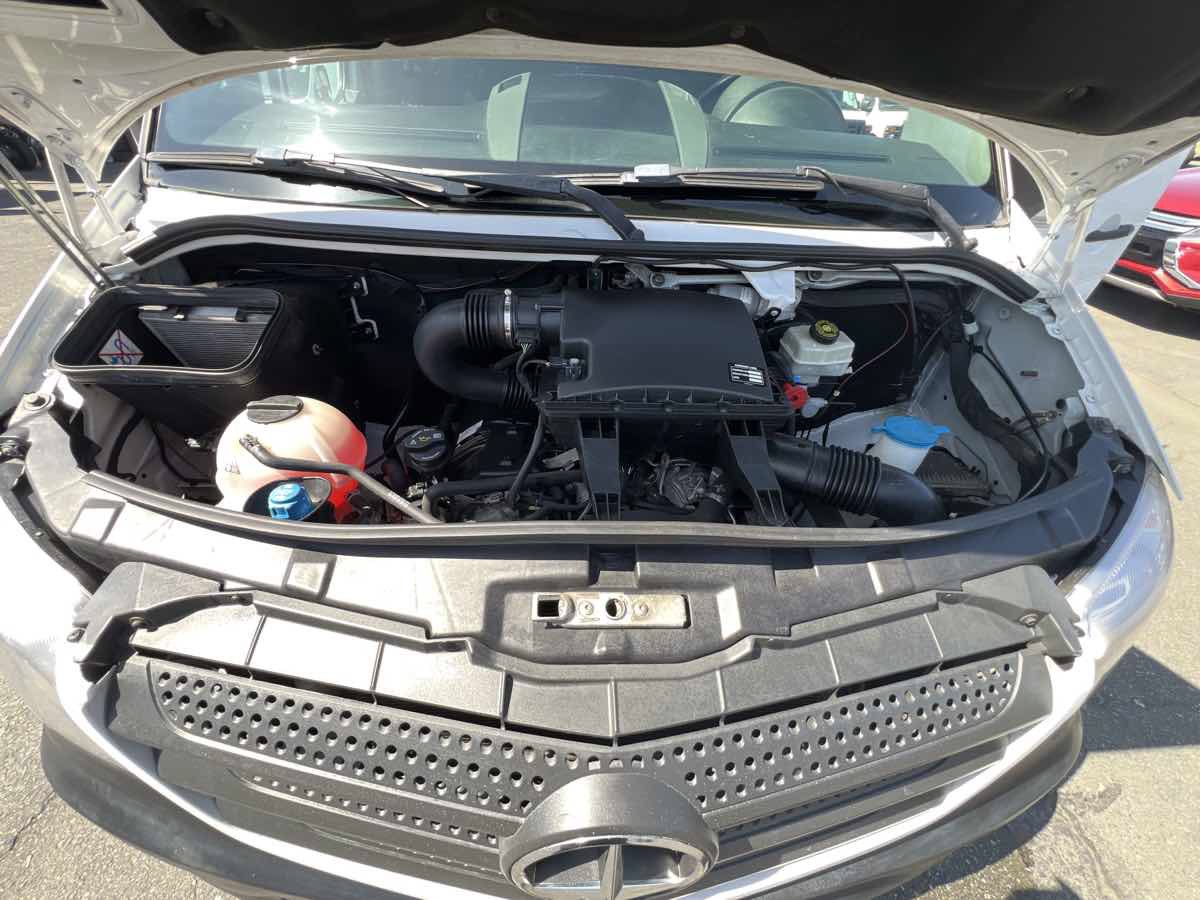 Used 2017 Mercedes-Benz Sprinter 2500 image 20
