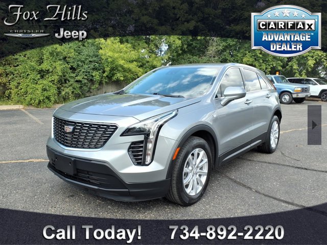 Used 2023 Cadillac XT4 Luxury FWD image 3