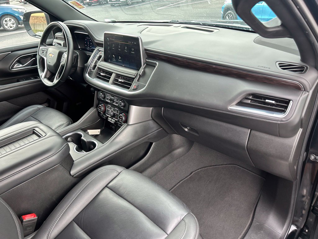 Used 2024 Chevrolet Suburban LT AWD/4WD image 39