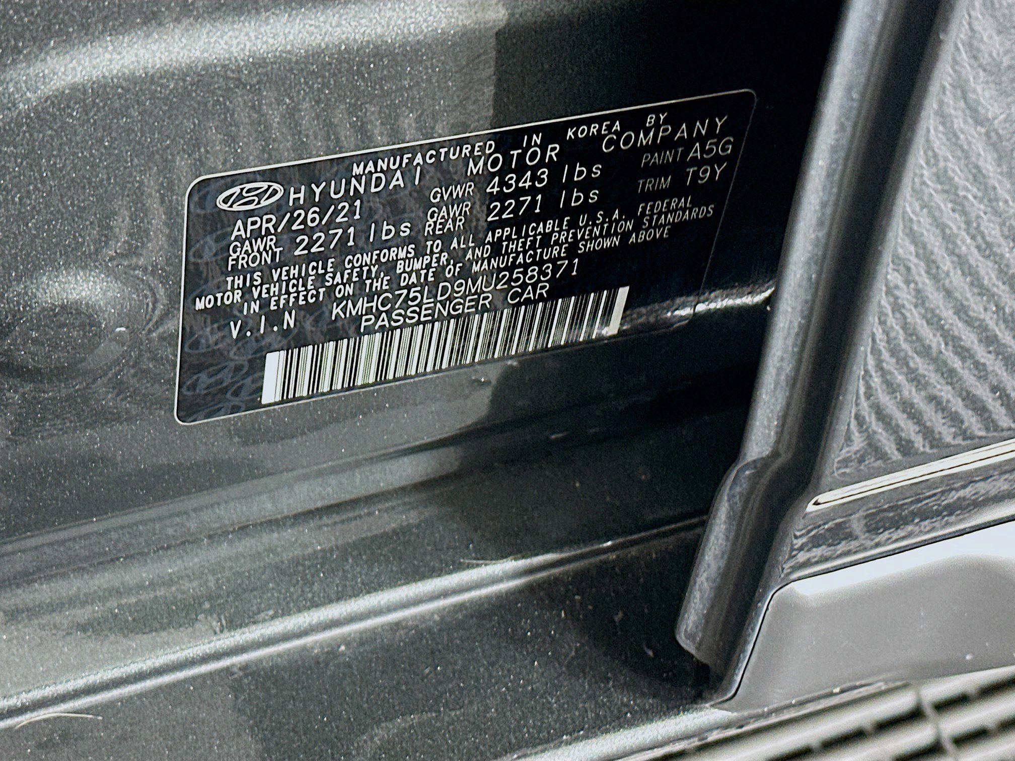 Used 2021 Hyundai Ioniq SEL FWD image 12