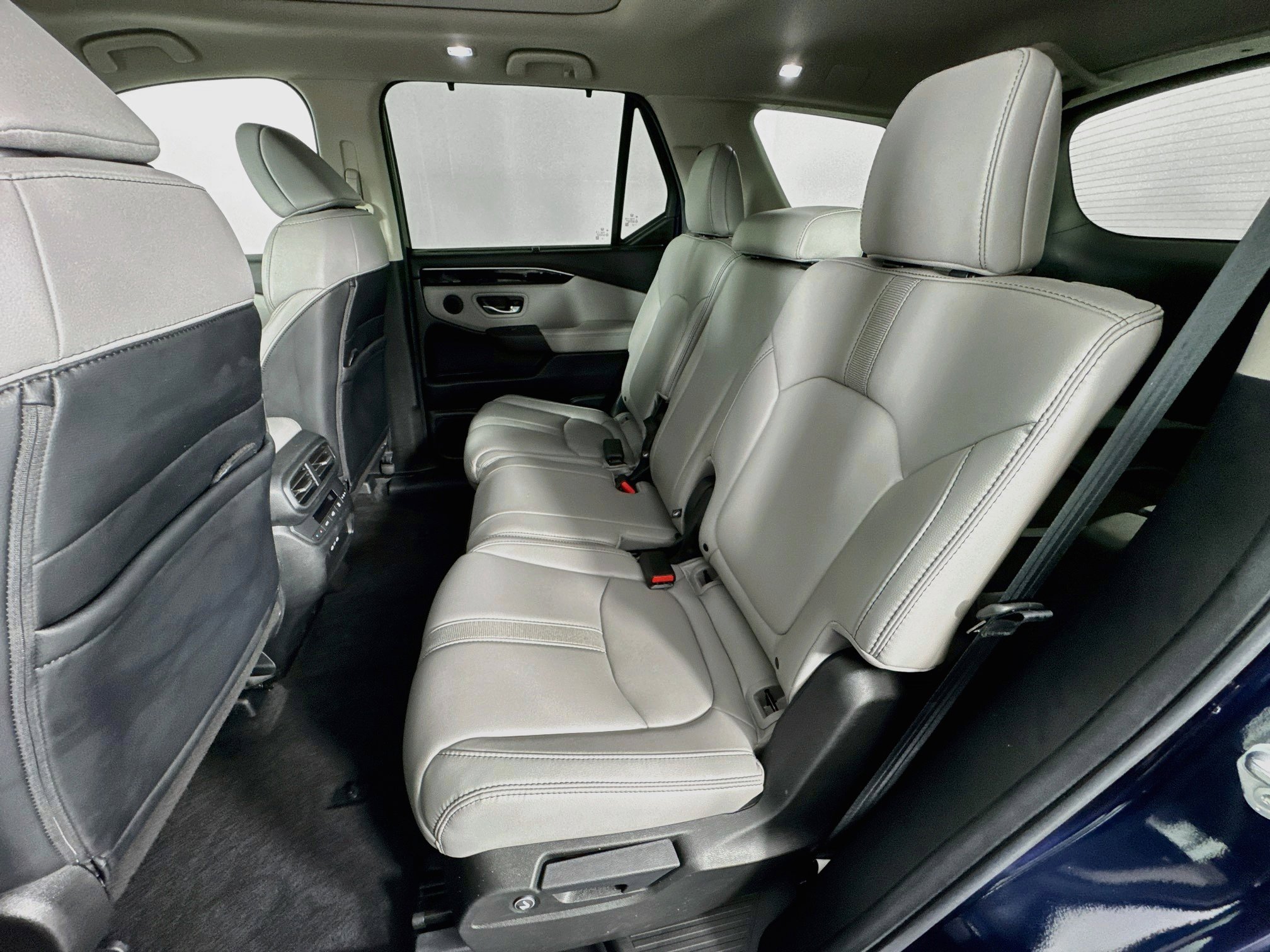 Certified 2025 Honda Pilot Touring image 26