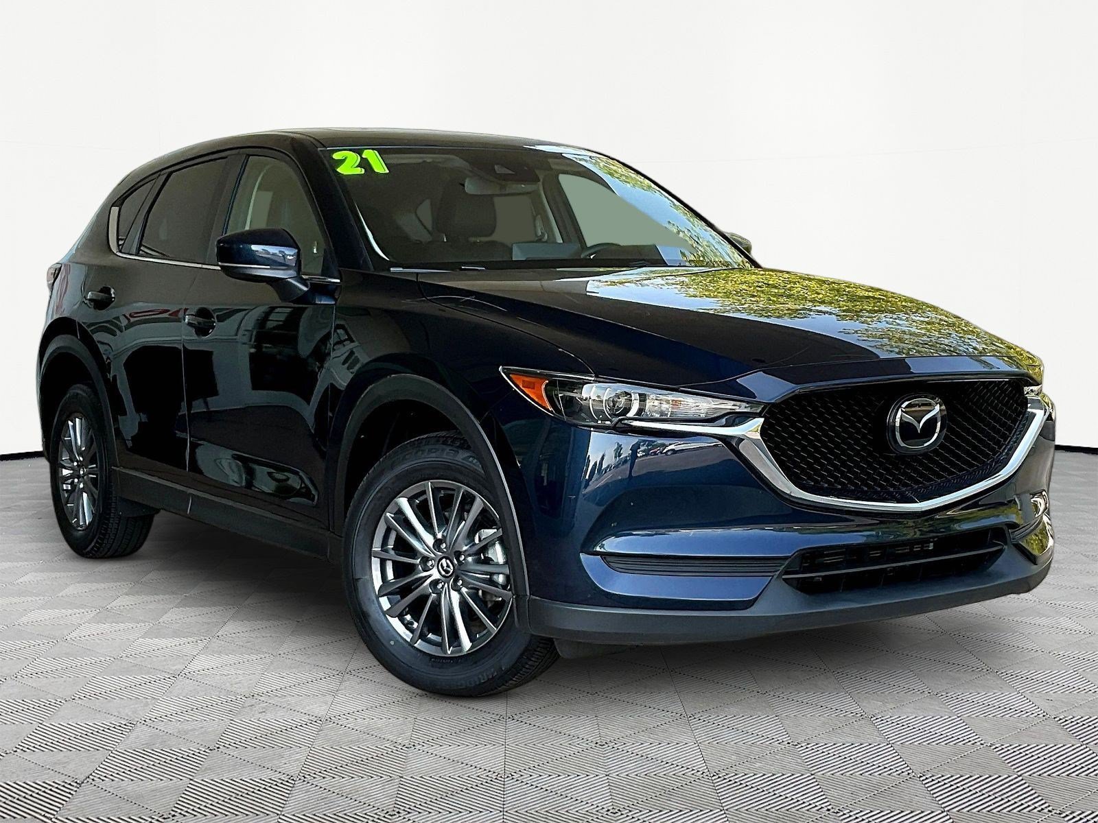 Used 2021 MAZDA CX-5 Touring w/ Touring Preferred SV Package AWD/4WD image 3