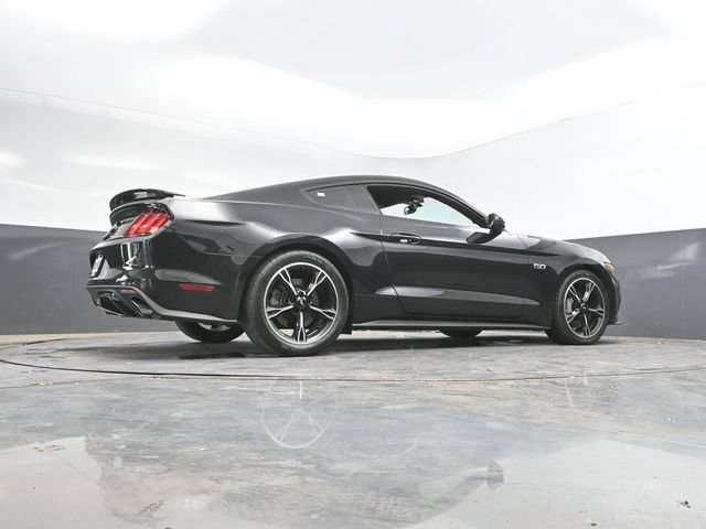 Used 2016 Ford Mustang GT Premium w/ Equipment Group 401A RWD image 43