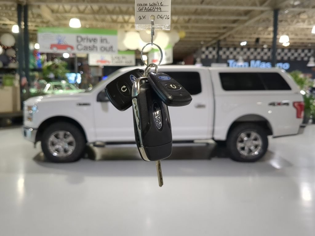 Used 2016 Ford F150 XLT w/ Equipment Group 301A Mid AWD/4WD image 4