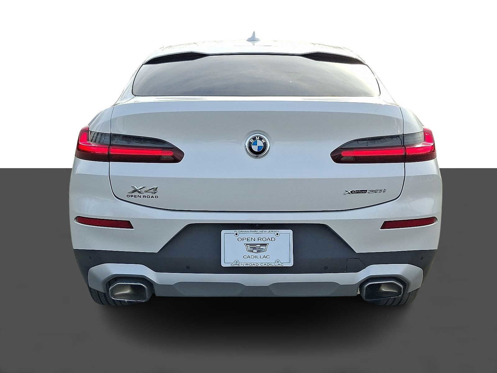 Used 2023 BMW X4 xDrive30i w/ Parking Assistance Package image 5