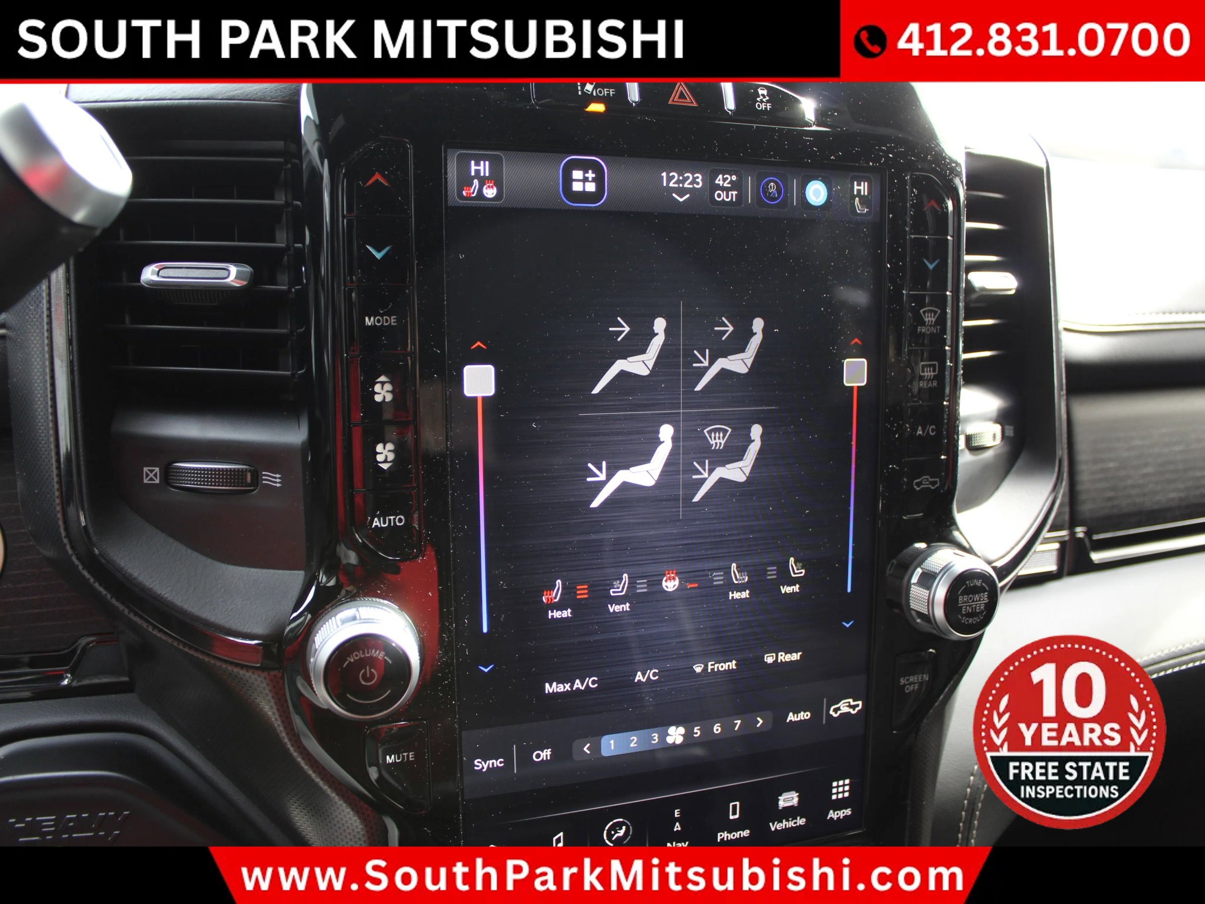 Used 2023 RAM 3500 Limited image 21