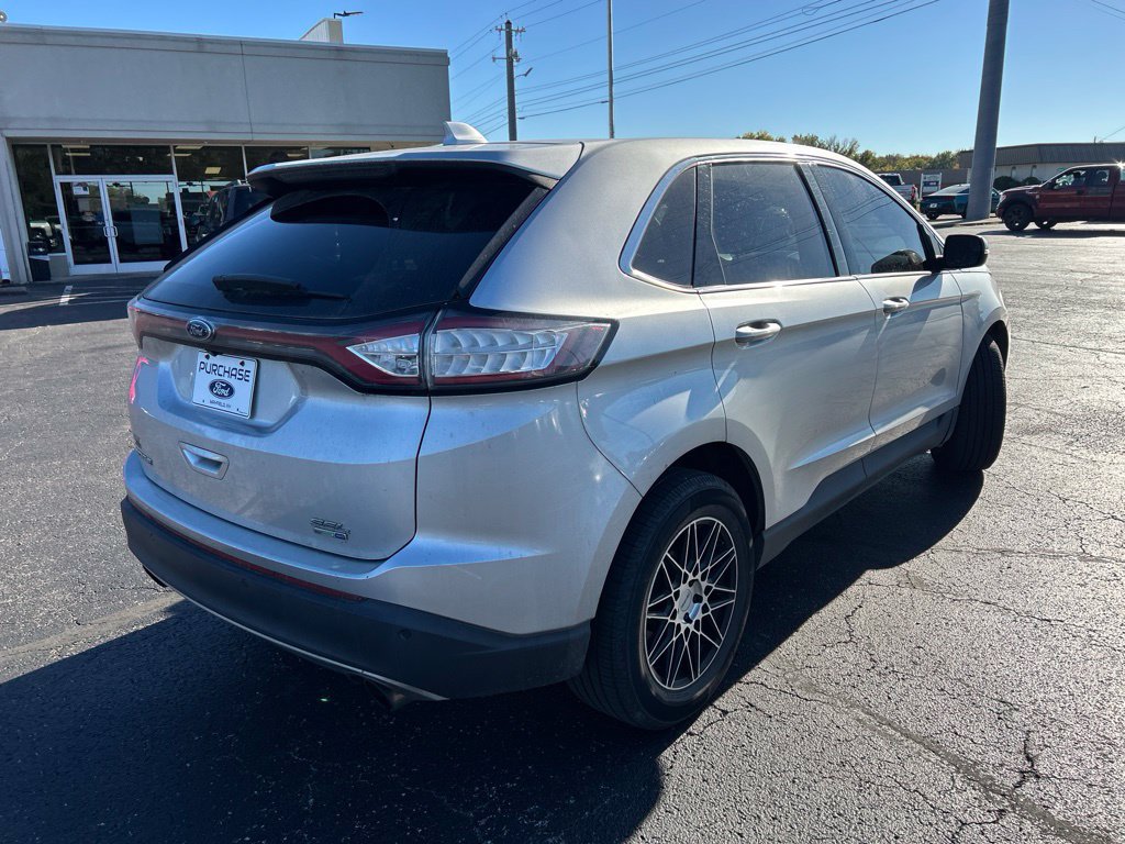 Used 2018 Ford Edge SEL w/ Equipment Group 201A AWD/4WD image 7
